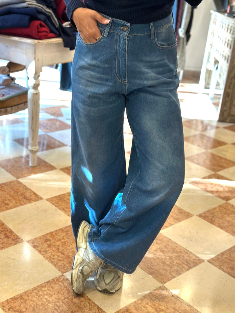 NEW jeans KONTATTO