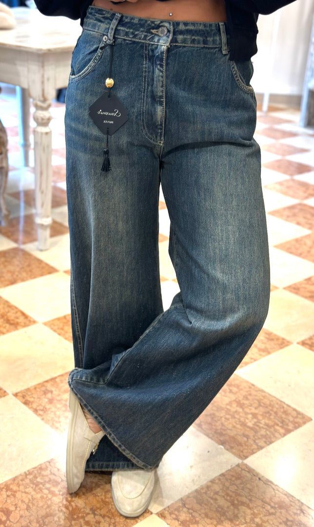 NEW jeans souvenir