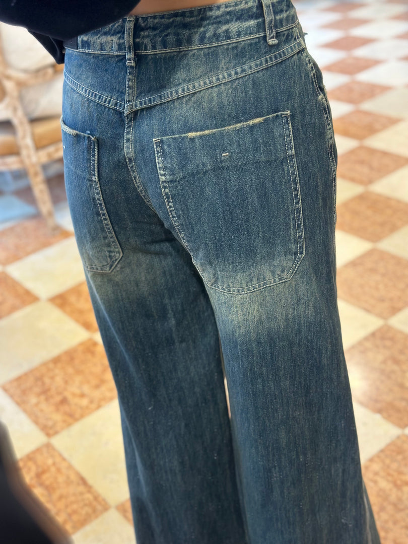 NEW jeans souvenir