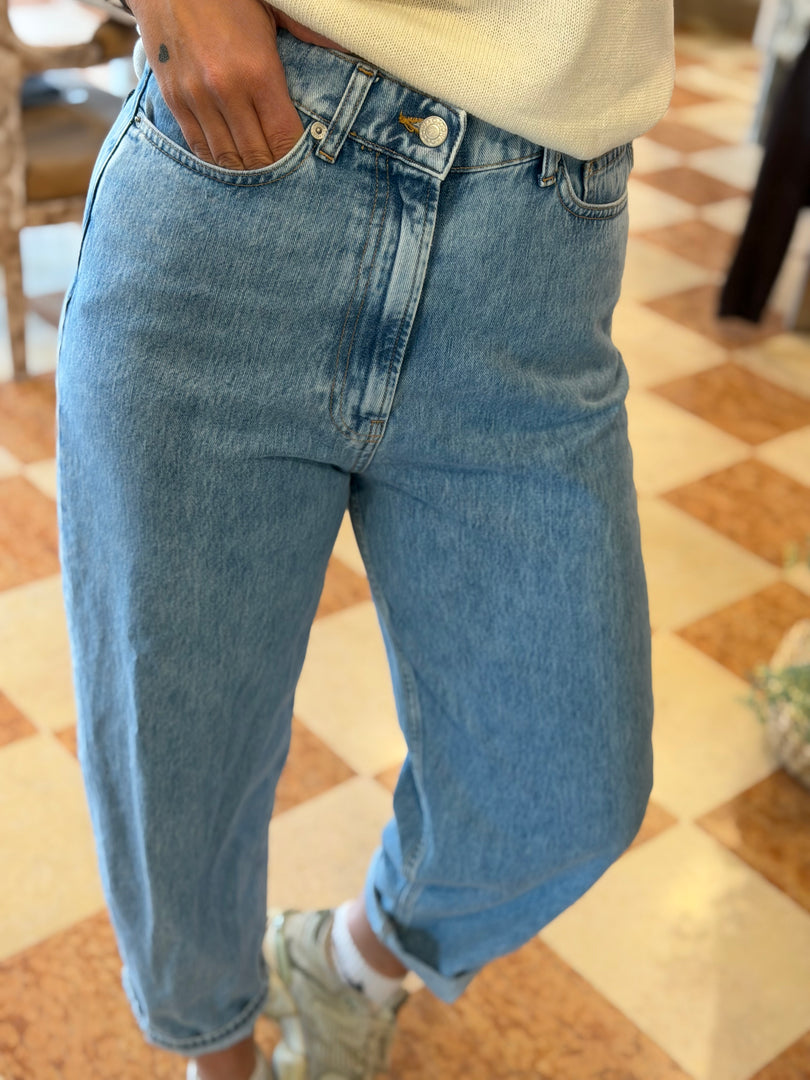 NEW jeans vicolo