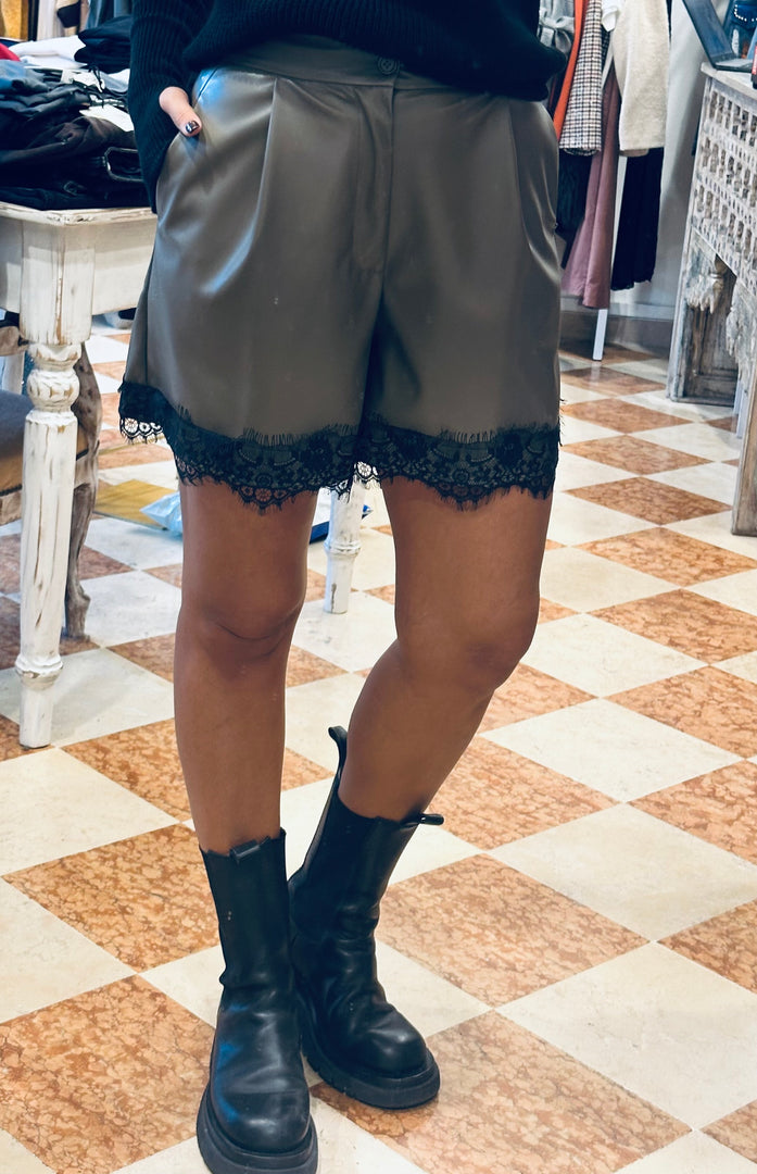 NEW bermuda KONTATTO