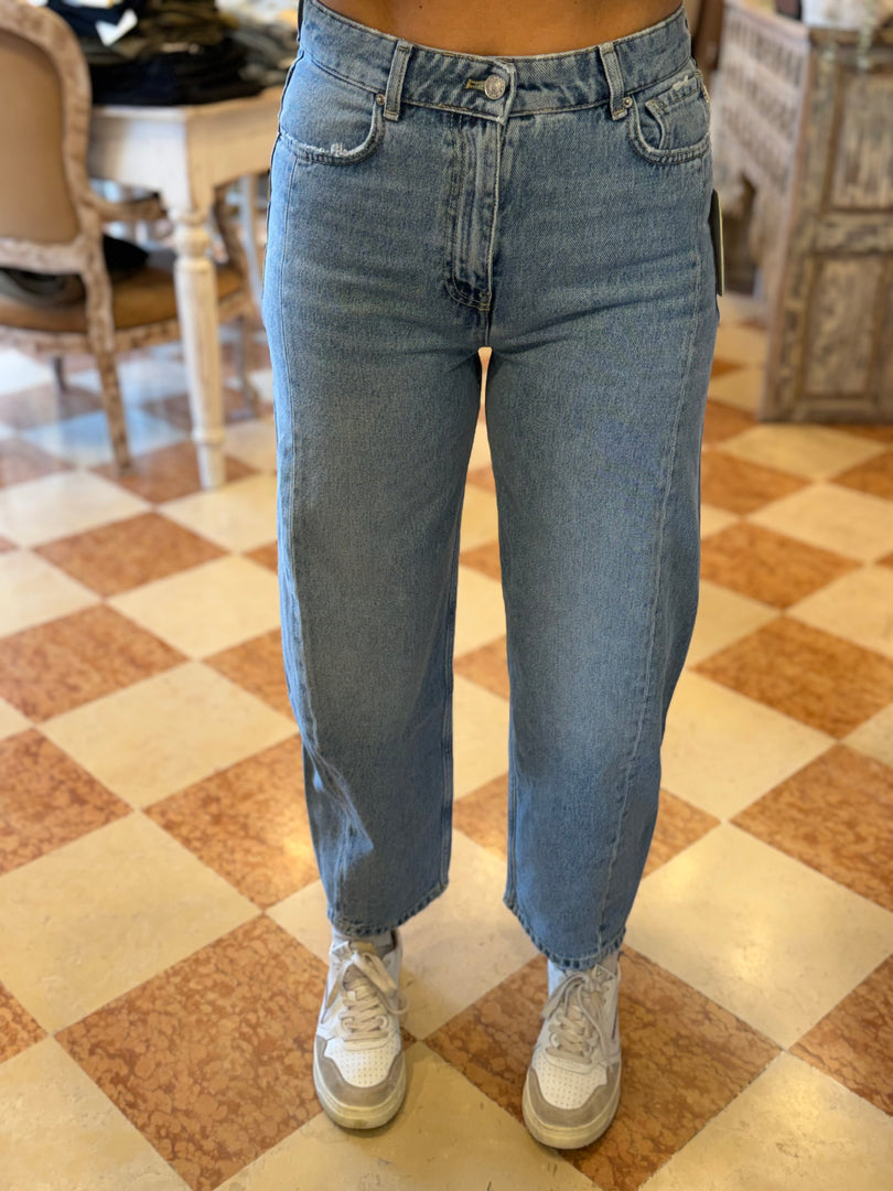 NEW jeans vicolo